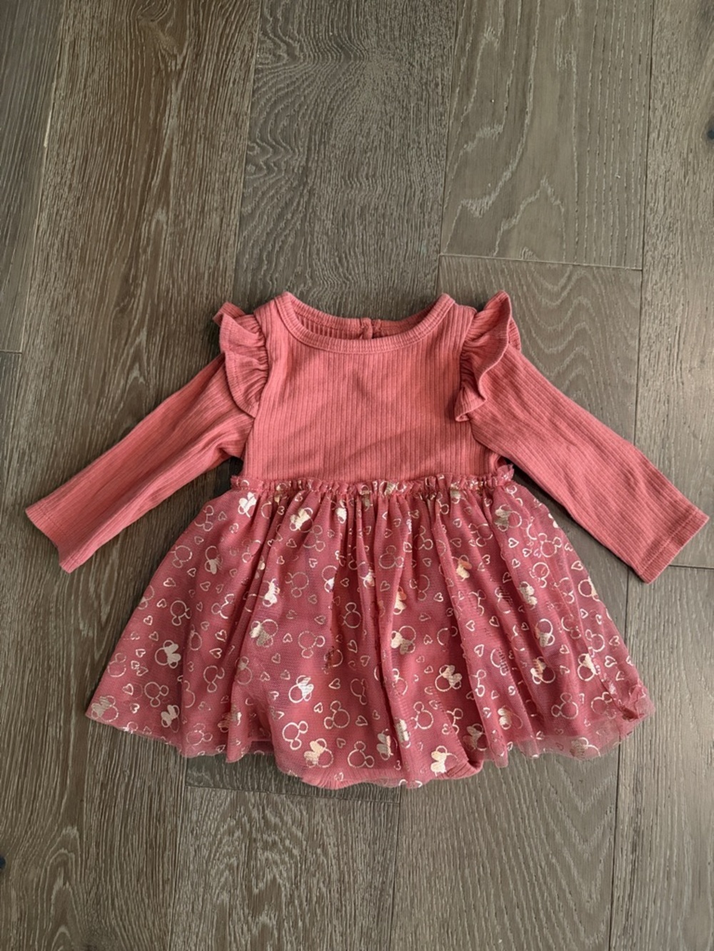 Disney & Jumping Beans Minnie Mouse onesie. Size: 3 Months. Gently Used.